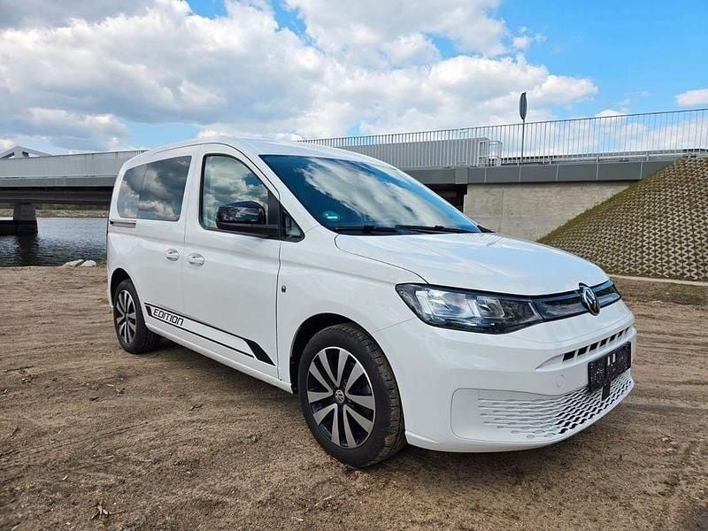 Second-hand VW Caddy Basis 122 CP (89 kW) 2021 Alb Monovolum