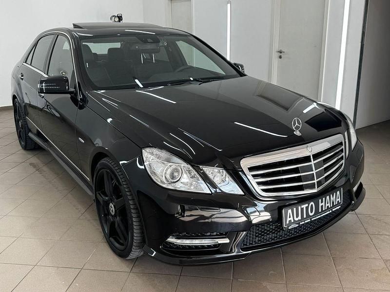 Używany Mercedes E500 AMG 408 KM (300 kW) 2012 Czarny Sedan/Limuzyna