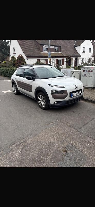 Weiß Gebraucht 2014 Citroën C4 Cactus Kleinwagen | 7.900 € (Fairer Preis) - Bild 1/4