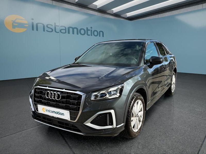 Grau Gebraucht 2025 Audi Q2 SUV | 33.249 € (Teuer) - Bild 1/4