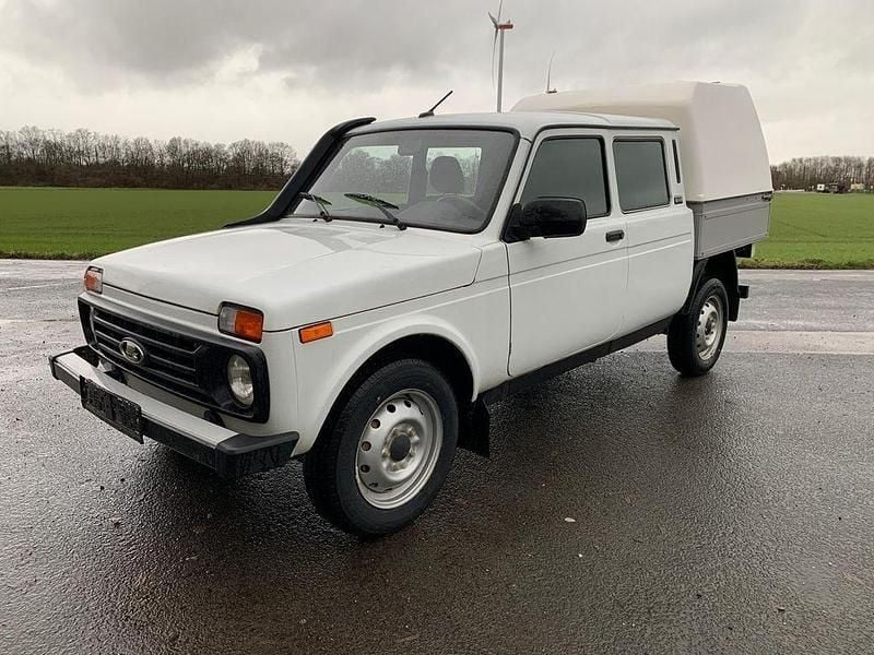 Gebraucht Lada niva 83 PS (61 kW) 2021 Weiß SUV