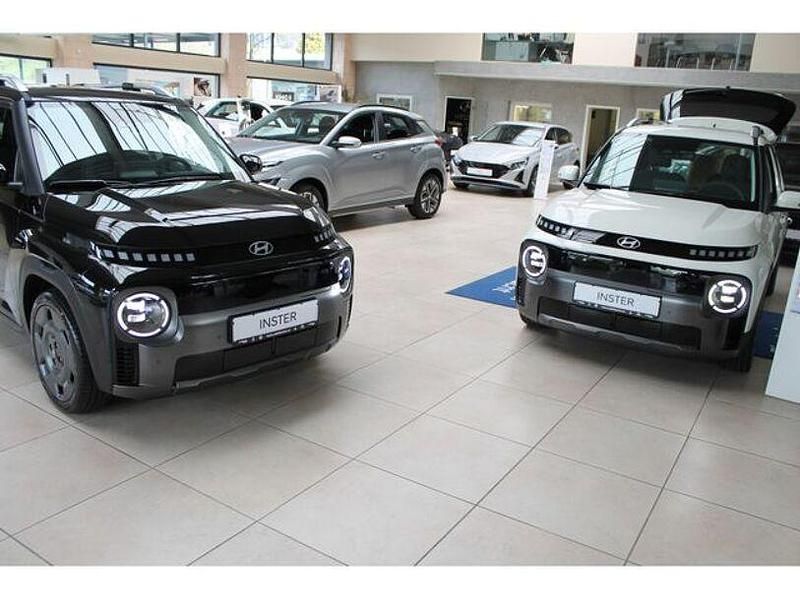 Gebraucht Hyundai Inster 2025 Schwarz Kleinwagen