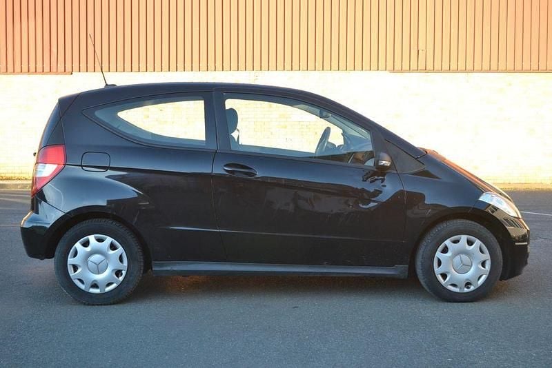 Gebraucht Mercedes A160 Elegance 95 PS (69 kW) 2010 Schwarz Van / Kleinbus