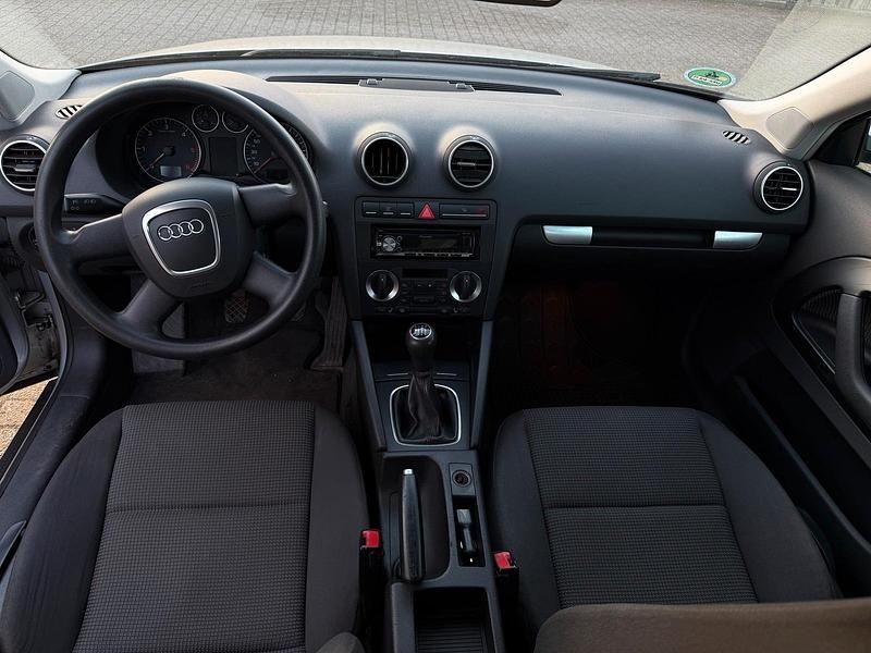 Gebraucht Audi A3 140 PS (102 kW) 2006 Silber Kleinwagen