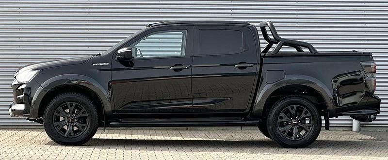 Gebraucht Isuzu D-Max 163 PS (119 kW) 2024 Schwarz Pickup