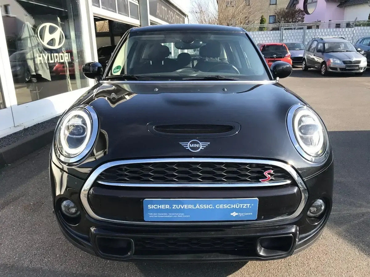 Używany Mini Cooper S Chili 192 KM (141 kW) 2020 Czarny Hatchback