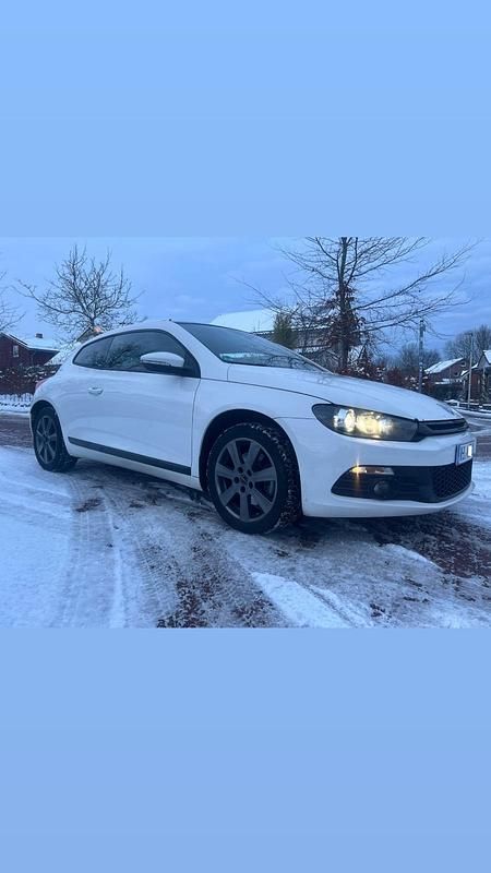 Weiß Gebraucht 2010 VW Scirocco Coupé | 8.800 € (Etwas zu teuer) - Bild 1/4