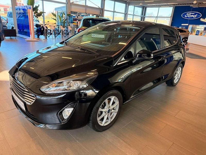Gebraucht Ford Fiesta Titanium 101 PS (74 kW) 2021 Agate black metallic Kleinwagen
