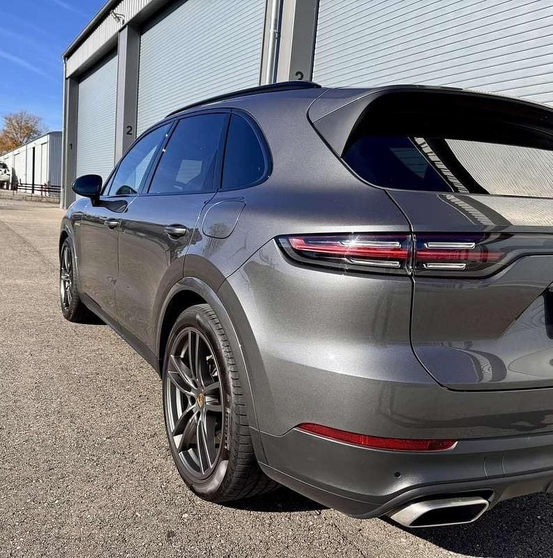 Gebraucht Porsche Cayenne 462 PS (339 kW) 2021 Grau SUV