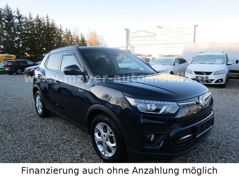 Schwarz Gebraucht 2023 Ssangyong (KGM) Tivoli Quartz SUV | 17.499 € - Bild 1/4