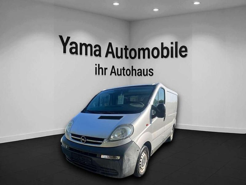 Gebraucht Opel Vivaro 82 PS (60 kW) 2004 Silber Van / Kleinbus