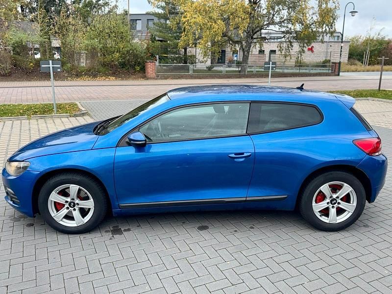 Gebraucht VW Scirocco 160 PS (117 kW) 2009 Blau Coupé