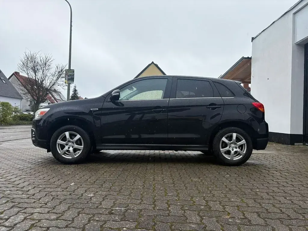 Gebraucht Mitsubishi ASX Edition 117 PS (86 kW) 2012 Schwarz SUV