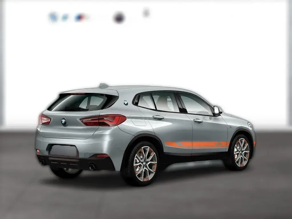 Gebraucht BMW X2 Efficient Dynamics 178 PS (130 kW) 2021 Grau metallic SUV