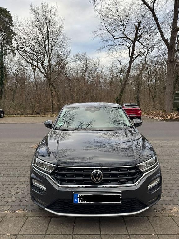 Używany VW T-Roc Active 150 KM (110 kW) 2021 Szary SUV