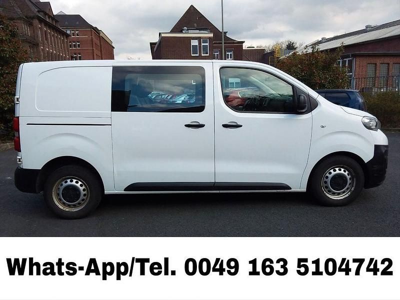 Weiß Gebraucht 2021 Peugeot Expert Van | 13.000 € (Fairer Preis) - Bild 1/4