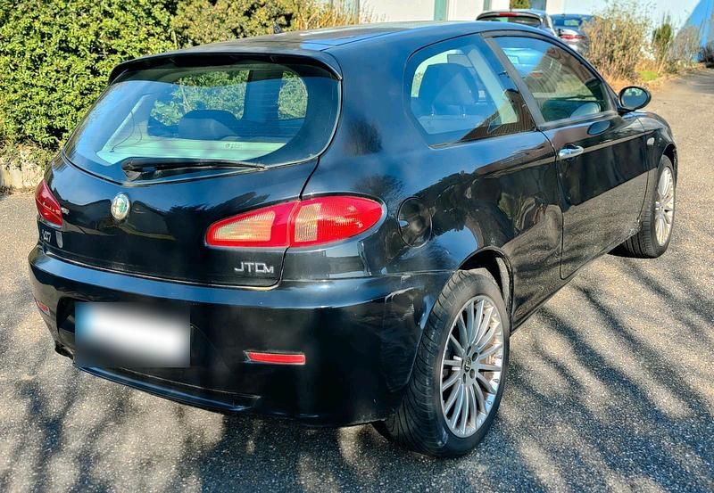 Gebraucht Alfa Romeo 147 120 PS (88 kW) 2007 Schwarz Kleinwagen