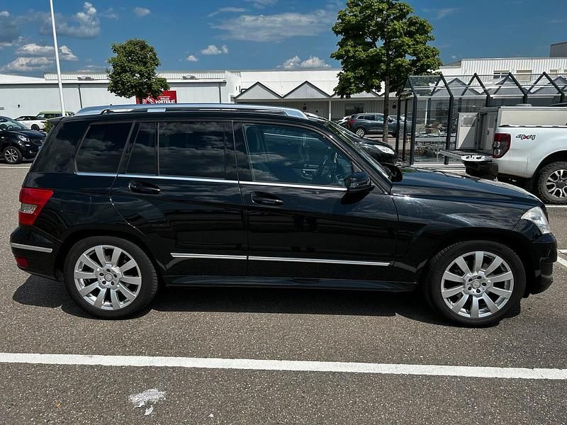 Schwarz Gebraucht 2010 Mercedes 350 SUV | 9.299 € (Guter Preis) - Bild 1/4