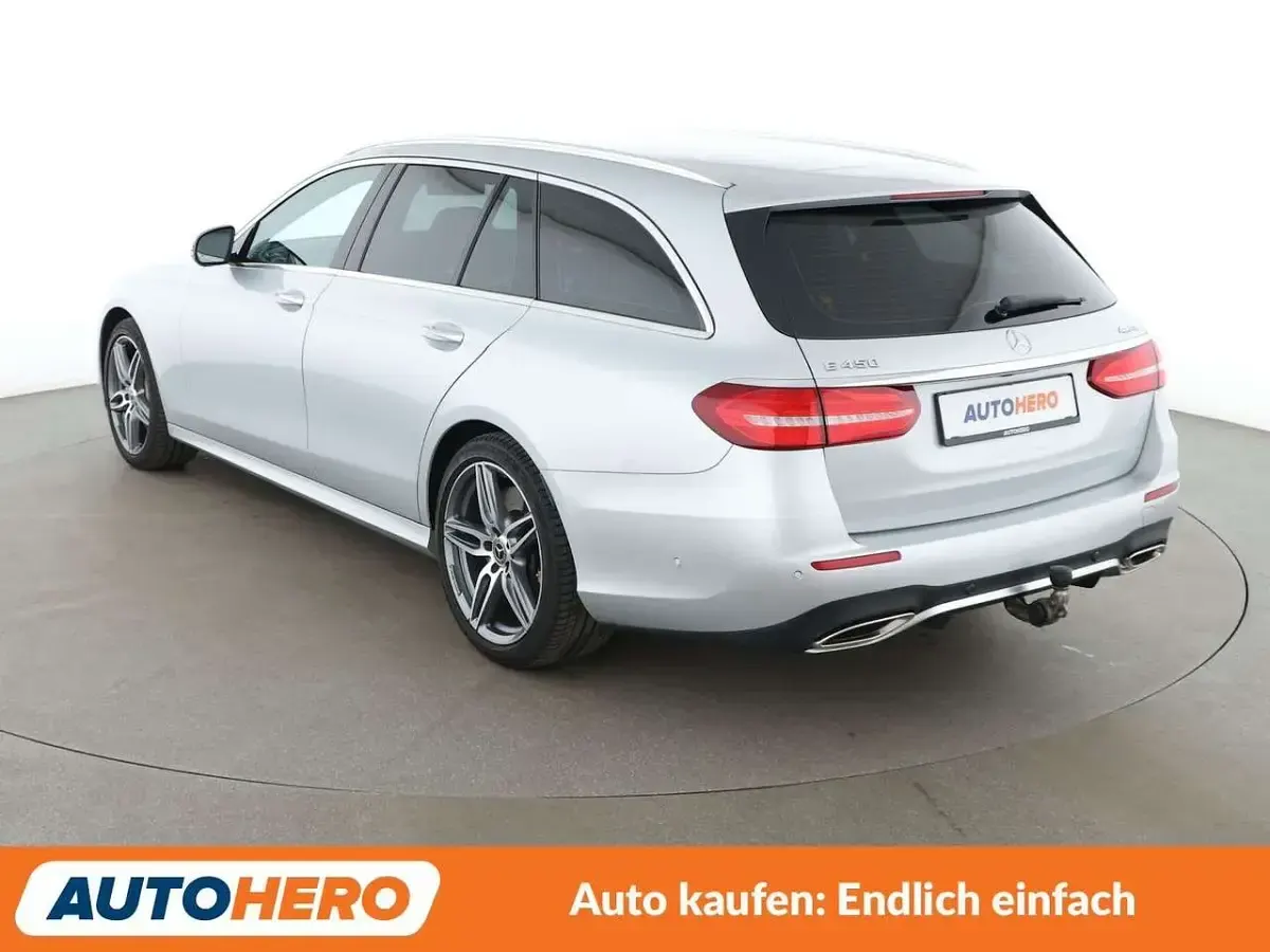 Gebraucht Mercedes E450 AMG line 367 PS (269 kW) 2019 Iridiumsilber Kombi
