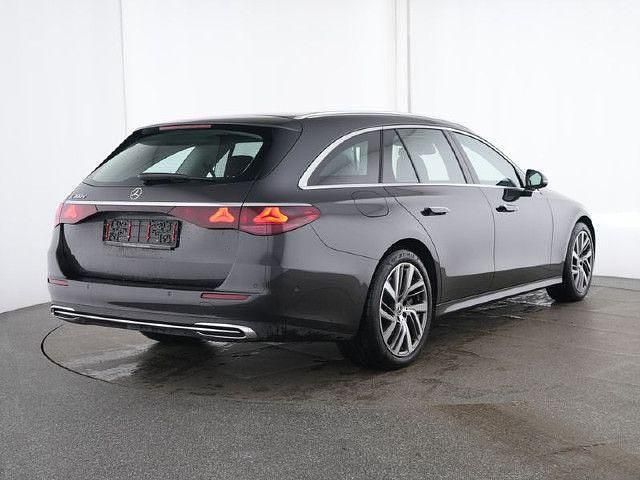 Gebraucht 2024 Mercedes E300 Avantgarde | 43.990 € (Superpreis) - Bild 1/4