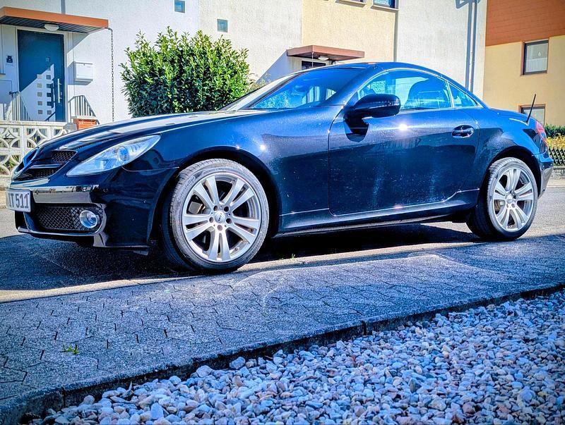 Gebraucht 2009 Mercedes SLK200 Cabrio | 9.500 € (Guter Preis) - Bild 1/4