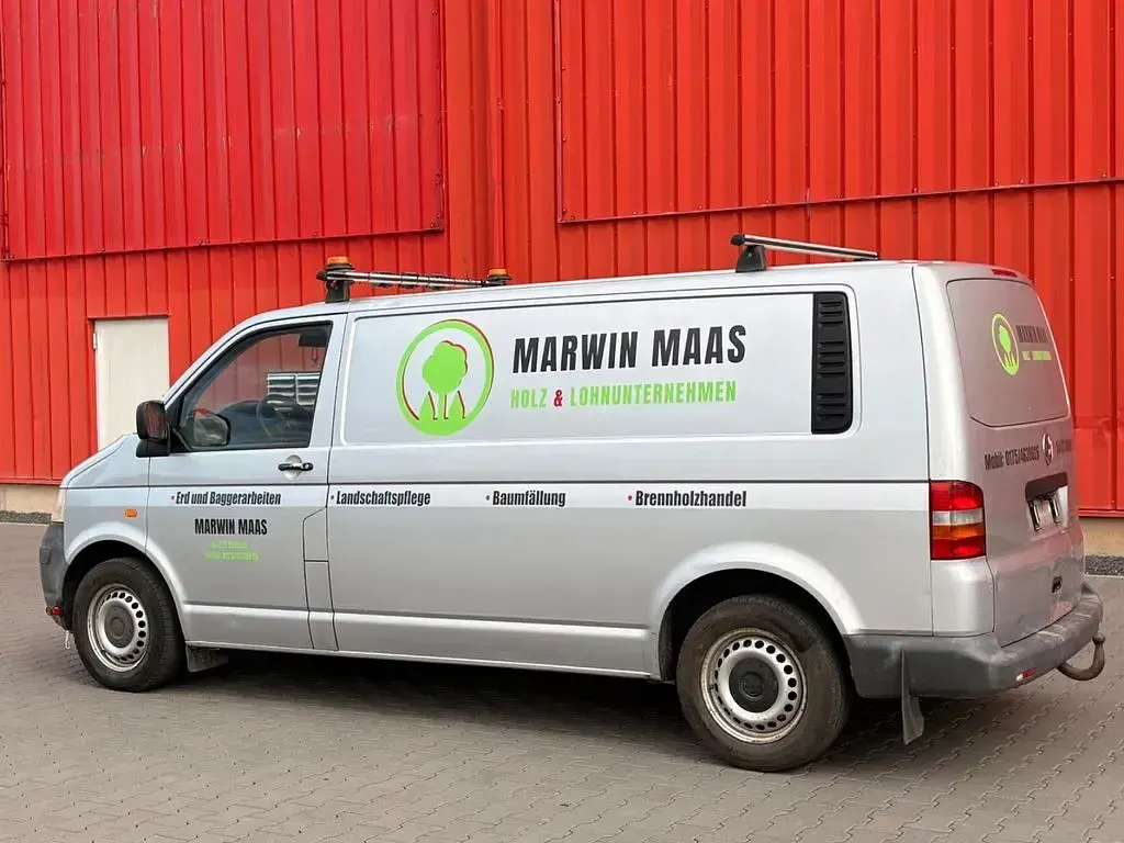Gebraucht VW T5 105 PS (77 kW) 2004 Reflexsilber metallic Van