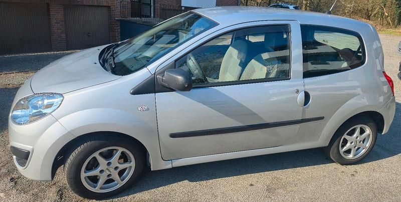 Gebraucht Renault Twingo 56 PS (41 kW) 2010 Grau Kleinwagen