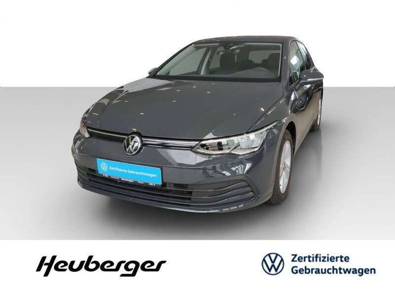 Grau Gebraucht 2024 VW Golf VIII Life Limousine | 23.450 € (Fairer Preis) - Bild 1/1