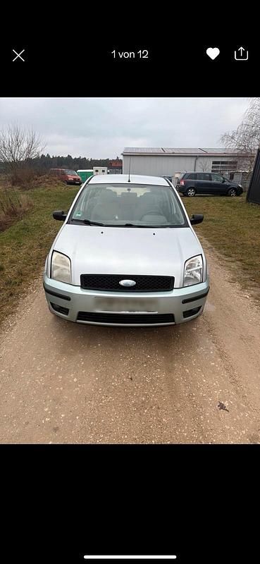 Silber Gebraucht 2004 Ford Fusion Kleinwagen | 800 € (Guter Preis) - Bild 1/4