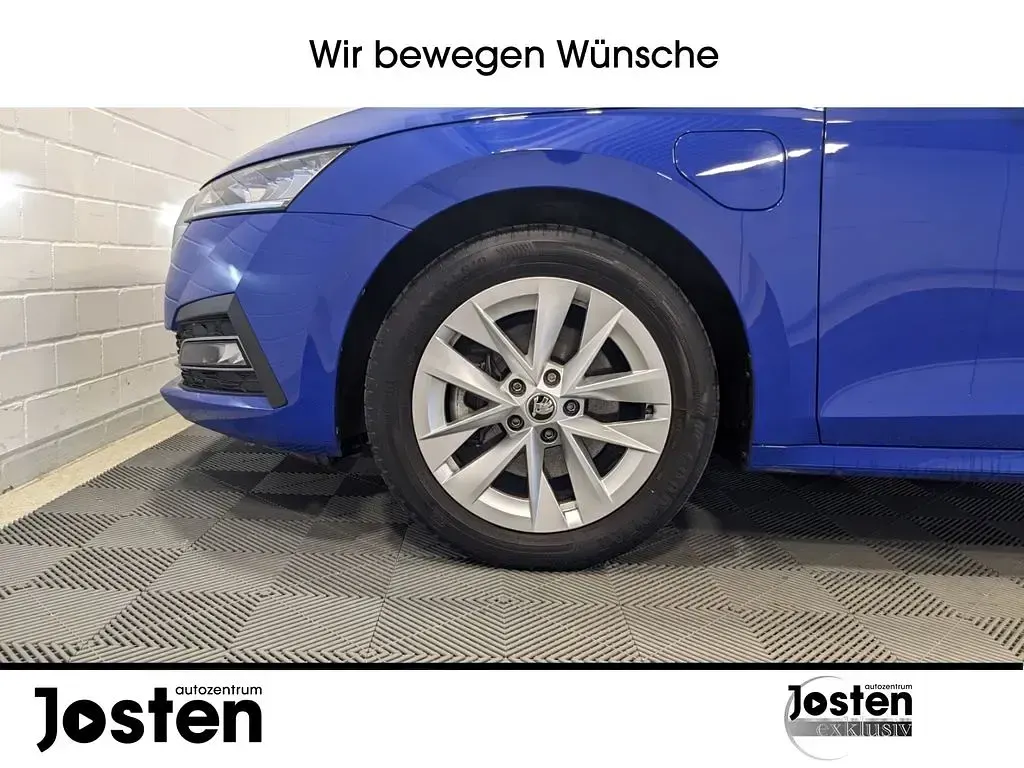 Gebraucht Skoda Octavia Style 204 PS (150 kW) 2022 Energyblau Kombi