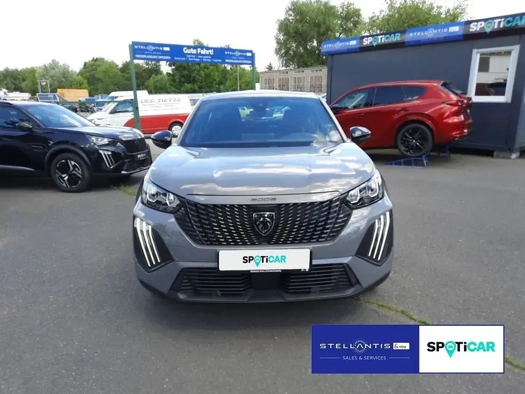 Gebraucht Peugeot 2008 Active 101 PS (74 kW) 2024 Grau SUV