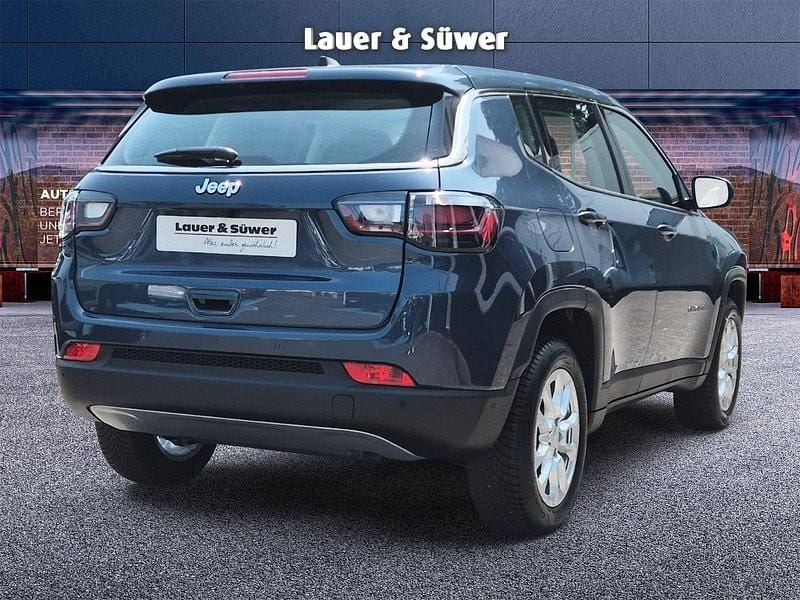 Neu Jeep Compass Altitude 129 PS (94 kW) 2025 Blau SUV