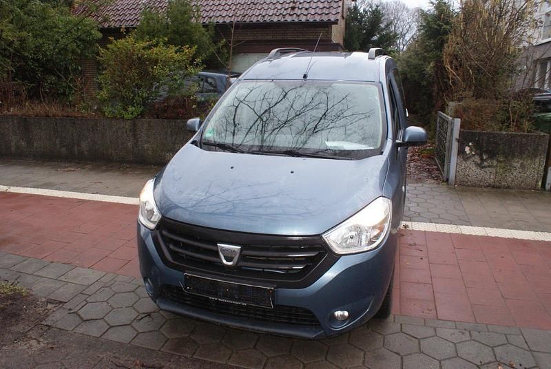 Blau Gebraucht 2014 Dacia Dokker Van | 4.500 € (Fairer Preis) - Bild 1/4