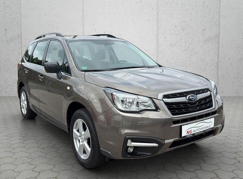 Beige Gebraucht 2017 Subaru Forester Active SUV | 17.990 € (Fairer Preis) - Bild 1/4