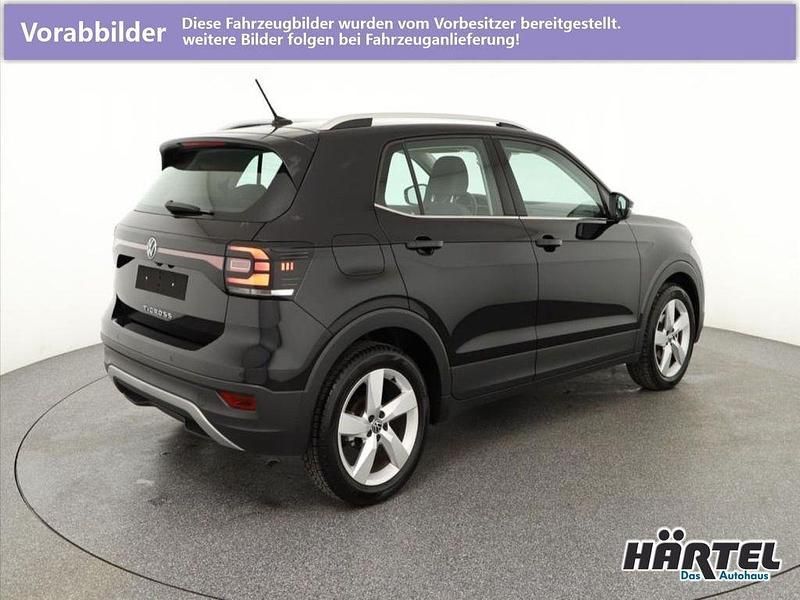 Gebraucht VW T-Cross Style 110 PS (80 kW) 2021 Deep black perleffekt, pearl effect SUV
