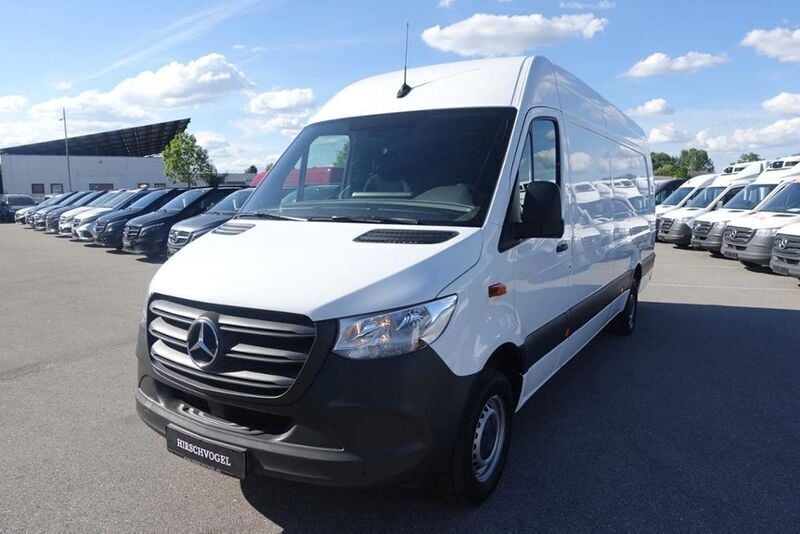 Weiss Gebraucht 2024 Mercedes Sprinter Van | 36.549 € (Guter Preis) - Bild 1/4