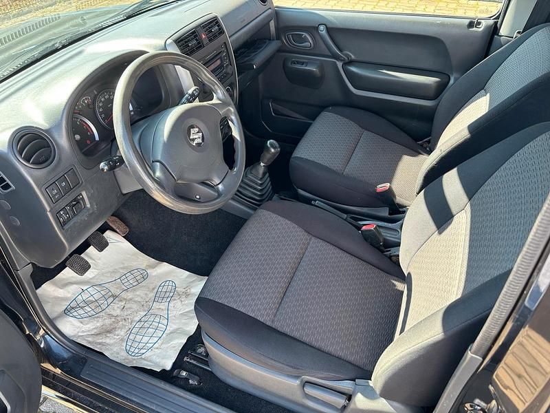 Gebraucht Suzuki Jimny 85 PS (62 kW) 2008 Schwarz SUV