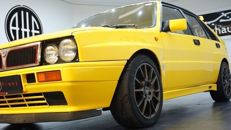 Gebraucht Lancia Delta 250 PS (183 kW) 1990 Gelb Kleinwagen