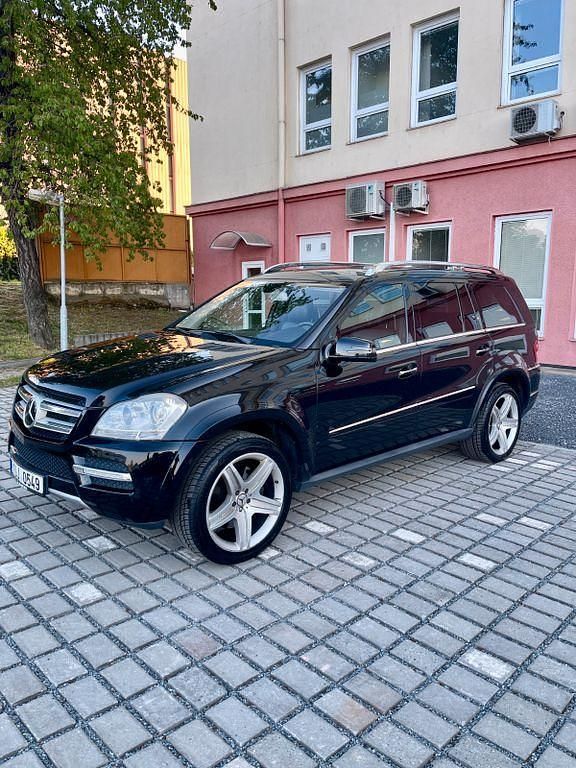 Schwarz Gebraucht 2011 Mercedes GL500 AMG SUV | 15.400 € (Etwas zu teuer) - Bild 1/4