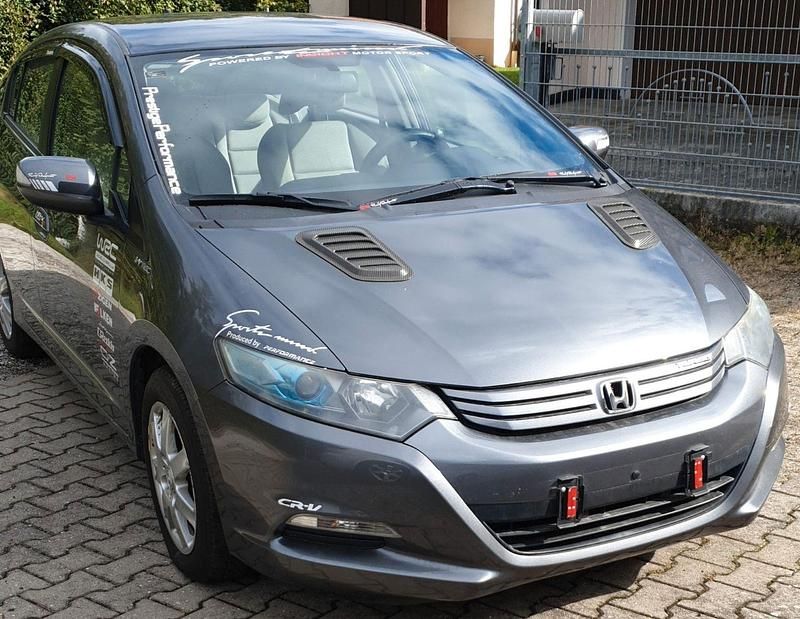 Grau Gebraucht 2011 Honda Insight Elegance Limousine | 7.500 € (Fairer Preis) - Bild 1/4