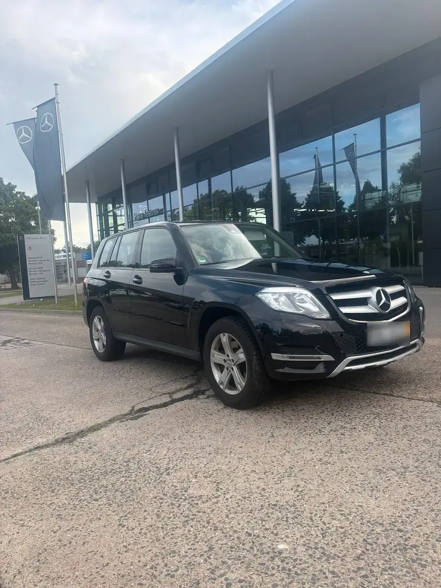 Gebraucht Mercedes GLK250 212 PS (155 kW) 2013 Schwarz SUV