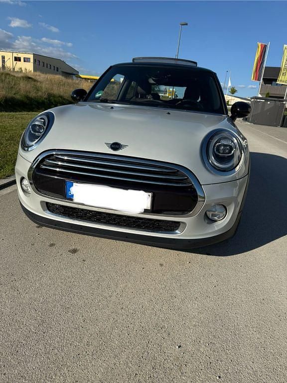 Silber Gebraucht 2019 Mini Cooper Kleinwagen | 14.100 € (Superpreis) - Bild 1/4