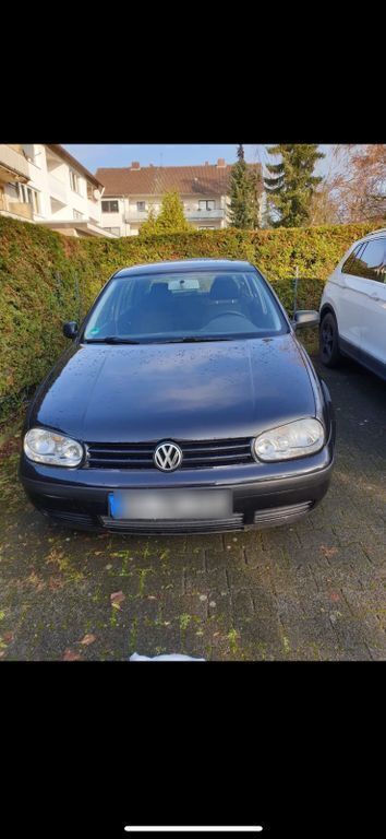 Schwarz Gebraucht 2001 VW Golf IV Edition Limousine | 1.500 € (Guter Preis) - Bild 1/4