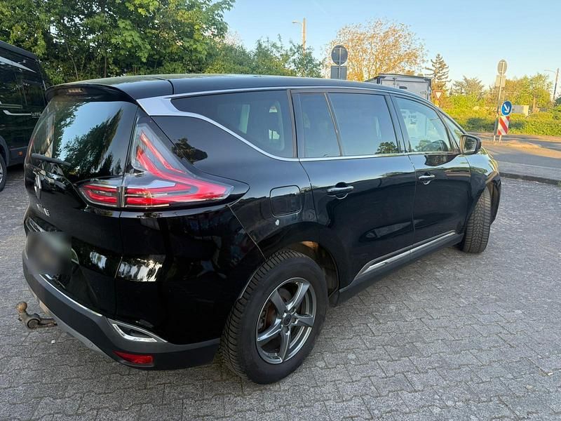 Używany Renault Espace Initiale Paris 160 KM (117 kW) 2016 Czarny Minivan