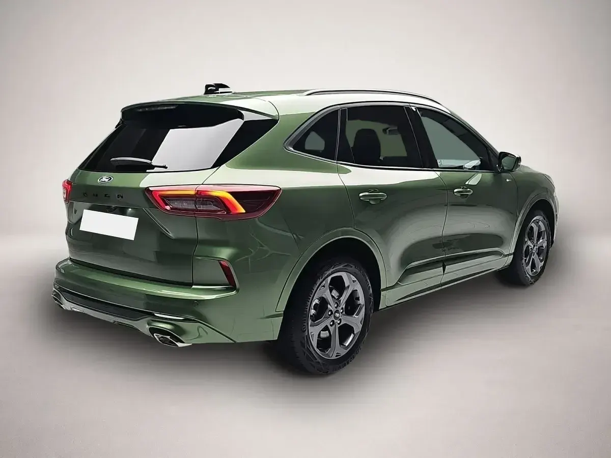Gebraucht Ford Kuga ST-Line 186 PS (136 kW) 2025 Grün SUV