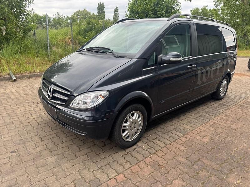 Schwarz Gebraucht 2008 Mercedes Viano Van / Kleinbus | 5.790 € - Bild 1/4