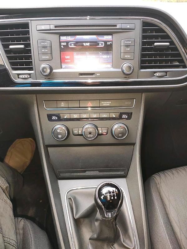 Second-hand Seat Leon 122 CP (89 kW) 2013 Alb Hatchback