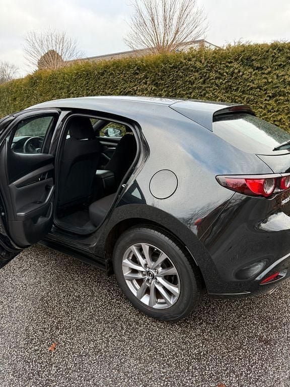 Schwarz Gebraucht 2020 Mazda 3 Limousine | 18.500 € (Fairer Preis) - Bild 1/4