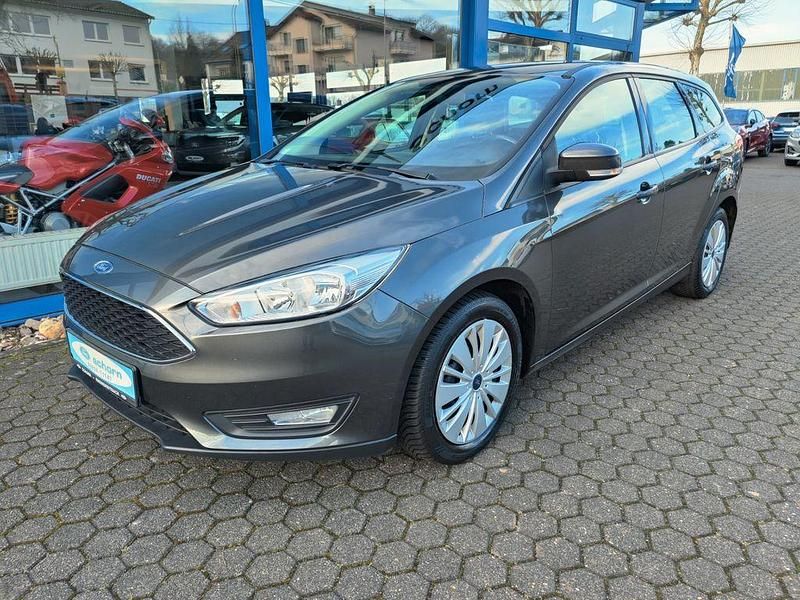 Gebraucht Ford Focus Business Edition 150 PS (110 kW) 2018 Grau Kombi