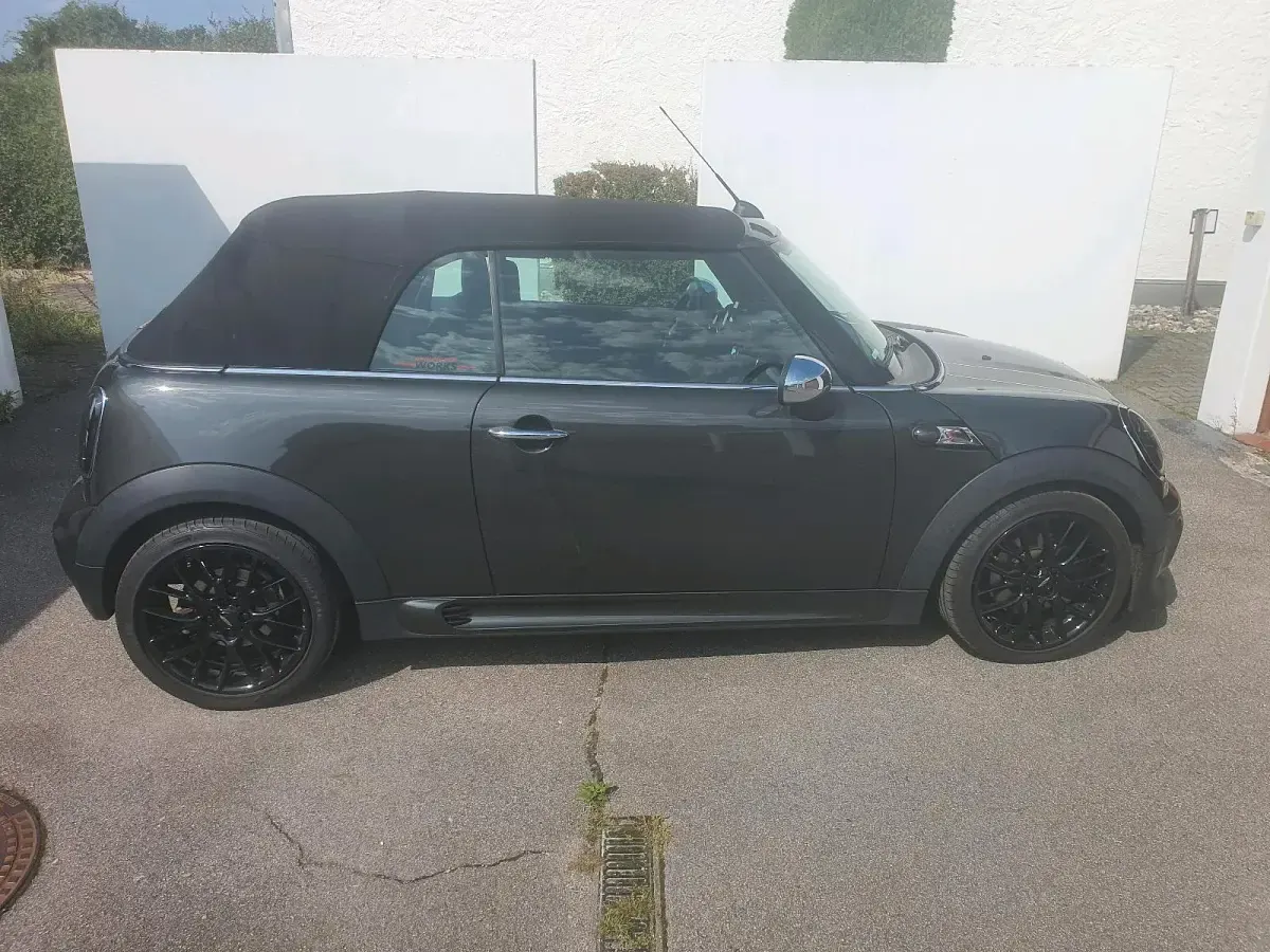 Usata Mini John Cooper Works Cabriolet 184 CV (135 kW) 2015 Grigio Cabrio